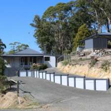 Coventry Cottage | 48 Golden Point Rd, Blackwood VIC 3458, Australia