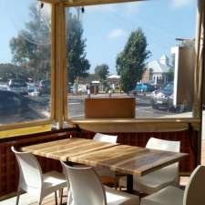 Alma's Restaurant | 3/77 Esplanade, Paynesville VIC 3880, Australia