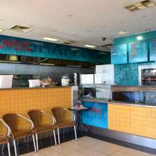 Snappers Fish & Chippery (Eden Rise Village Shopping Centre) | 3/95 O'shea Road, Eden Rise Village Shopping Centre, Berwick VIC 3806, Australia