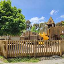 Phoenix Park Adventure Playground | 30 Rob Roy Rd, Malvern East VIC 3145, Australia