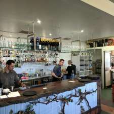 Black Swan Winery & Restaurant | 8600 W Swan Rd, Henley Brook WA 6055, Australia