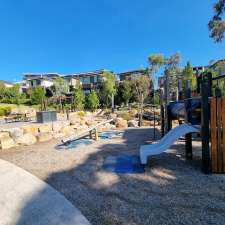 Phar Lap Drive Playground | 7 Phar Lap Dr, Doncaster VIC 3108, Australia