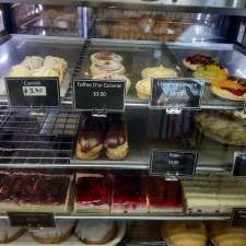 Syndal Hot Bread | 242 Blackburn Rd, Glen Waverley VIC 3150, Australia