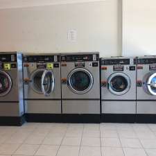 ACE Laundromat Gracenere | 17 Lawrie St, Gracemere QLD 4702, Australia