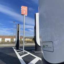 Tesla Supercharger | 190-198 Princes Hwy, South Nowra NSW 2541, Australia