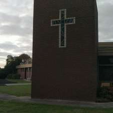 Scots Presbyterian Church | 90-94 Armstrong St, Colac VIC 3250, Australia