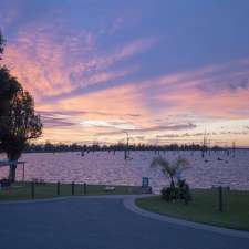 DC on the Lake | 3321 Spring Dr, Mulwala NSW 2647, Australia