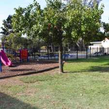 Nagambie Caravan Park & Motel | 143 High St, Nagambie VIC 3608, Australia