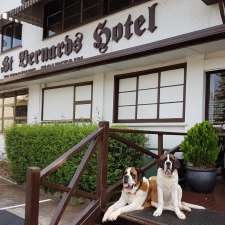 St Bernards Hotel | 101 Alpine Terrace, Mt Tamborine QLD 4272, Australia
