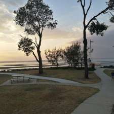 Beachmere Caravan Park | 28 Biggs Ave, Beachmere QLD 4510, Australia