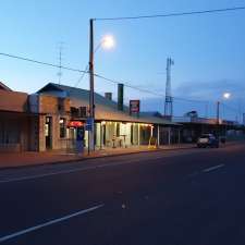 Lock Hotel Motel | 10 Railway Terrace, Lock SA 5633, Australia