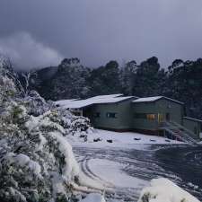 Howmans Gap Alpine Centre | 2587 Bogong High Plains Rd, Falls Creek VIC 3699, Australia