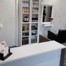 KS Hair and Makeup | 165 Stonecutters Dr, Colebee NSW 2761, Australia