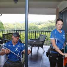 Clean Glass Window Cleaning | Panorama Dr, Tweed Heads NSW 2485, Australia