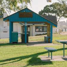 Paynesville Community Craft Centre | 7 Sunset Dr, Paynesville VIC 3880, Australia