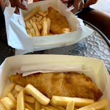 Leonie's Burgers and Seafood | 2/100 Wollombi Rd, Cessnock NSW 2325, Australia