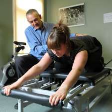 Newington Physiotherapy & Sports Medicine Clinic-Peter D Roberts | 1220 Mair St, Lake Wendouree VIC 3350, Australia