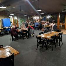 Magpies Nest Restaurant | 20 Pine Gully Rd, Estella NSW 2650, Australia