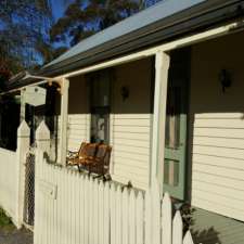 Mulberry Cottage Beechworth | 74 High St, Beechworth VIC 3747, Australia