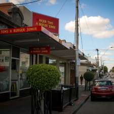 Major Tom's A Burger Junkie | 165 Waverley Rd, Malvern East VIC 3145, Australia