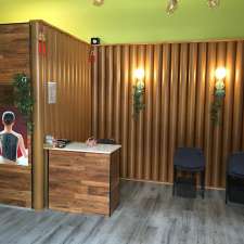 Morning Massage on Clyde Shopping Centre | Berwick-Cranbourne Rd, Clyde VIC 3978, Australia