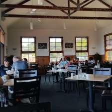 Merimbula Aquarium & Wharf Restaurant | The Wharf, Lake St, Merimbula NSW 2548, Australia