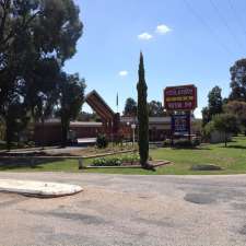 Tooleybuc Club Motor Inn | LOT 1 Lockhart Rd, Tooleybuc NSW 2736, Australia