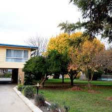 Allonville Motel | 3691 Sturt Hwy, Gumly Gumly NSW 2652, Australia