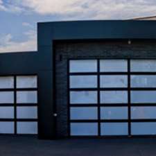 Bright shooting star garage door | Burwood Hwy, Ferntree Gully VIC 3156, Australia