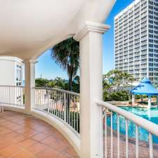 Pelican Stay Gold Coast Upscale Beach Apartments | 14 View Ave, Surfers Paradise QLD 4217, Australia