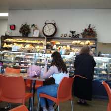 Kemps Bakery kilmore | 65 Sydney St, Kilmore VIC 3764, Australia