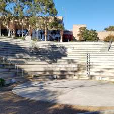 La Trobe University, Melbourne Campus | Plenty Rd & Kingsbury Dr, Bundoora VIC 3086, Australia
