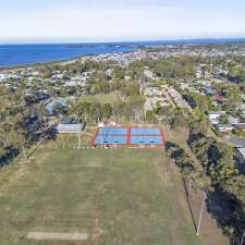 Raiders Netball Club | 200 Mooroondu Rd Located in: William Taylor Memorial Sportsground, Thorneside QLD 4158, Australia