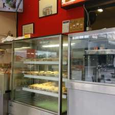 Waldies Bakery | 168 Victoria St, Seddon VIC 3011, Australia