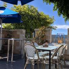 Mahalia Coffee - 2 Flint St, Robe SA 5276, Australia