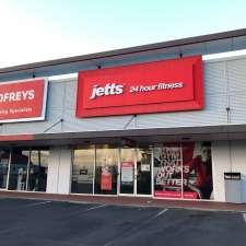 Jetts Busselton | 12/115 west Busselton, home depot, cnr Strelly St, Busselton WA 6280, Australia