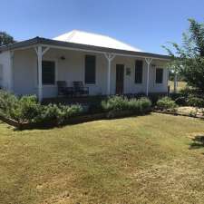 Mrs Kendells Accommodation | 30 Livingstone St, Ivanhoe NSW 2878, Australia