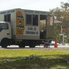 Aussie Battler Pie Van | Tourist Info Centre, 7 Caloundra Rd, Caloundra West QLD 4551, Australia