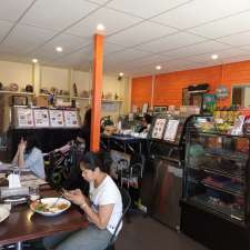 IZZ CAFE | 60 Charles St, Newcomb VIC 3219, Australia