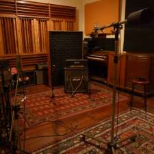 Poons Head Studios | 238 Canning Hwy, East Fremantle WA 6158, Australia