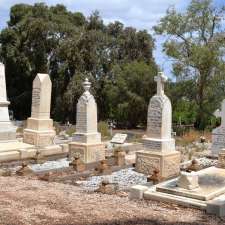 Pioneer cemetery | 76 Sunset Blvd, Blanchetown SA 5357, Australia