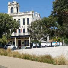 Grand Hotel | 76 Newcombe St, Portarlington VIC 3223, Australia