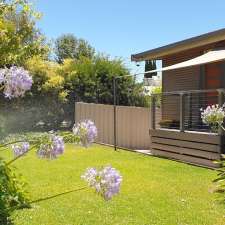 Abbies Cottage Holiday Accommodaion | Establishment | 14 Wonnangatta Ave, Tawonga South VIC 3698, Australia