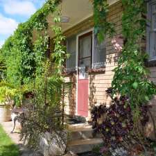 Admurraya House Bed & Breakfast | 16 Meehan St, Rutherglen VIC 3685, Australia