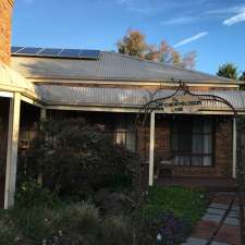 Cherry Blossom Bedsit | 14 Cherry Blossom Ln, Mornington VIC 3931, Australia