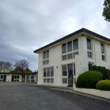 Hacienda Motel Geelong | 15 Mt Pleasant Rd, Geelong VIC 3216, Australia