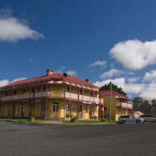 Commercial Hotel - 100 Commercial Ln, Walcha NSW 2354, Australia