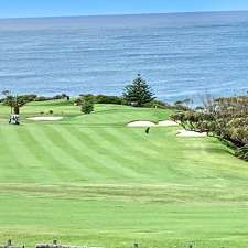 Narooma Golf Club | 1 Ballingalla St, Narooma NSW 2546, Australia