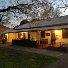 A Settler's Cottage Accommodation Bathurst CBD | 140-142/144 Keppel St, Bathurst NSW 2795, Australia