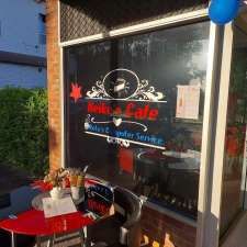 Heike's Cafe | 111 Richmond Terrace, Coraki NSW 2471, Australia